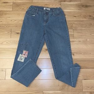 VINTAGE MOM JEANS